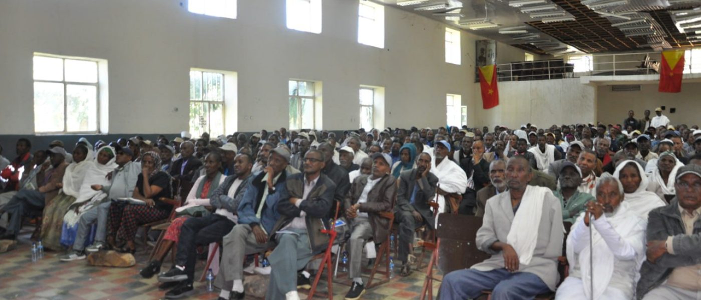 photo_5886385772070815631_y